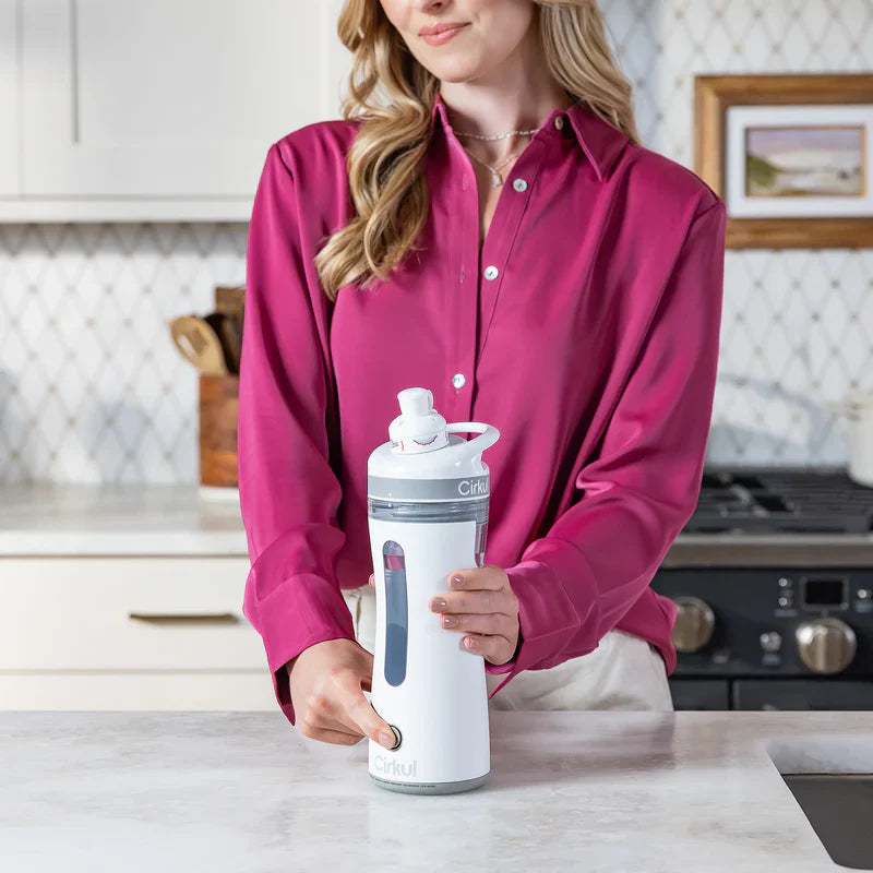 Plus™ Bottle 739D