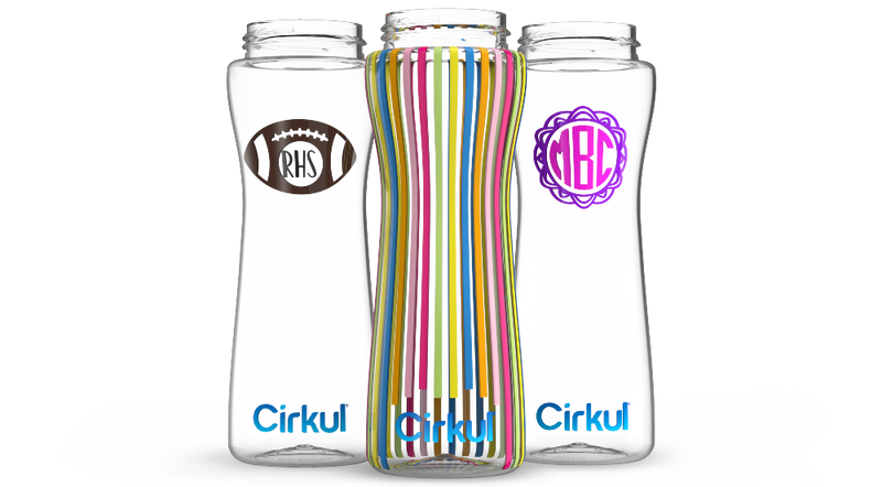 Custom 22oz. Plastic Bottle & Comfort Grip Lid JU3I